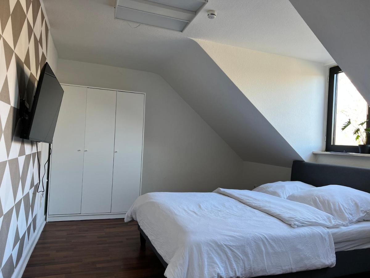 Moebliertes Wohnung Am Geroweiher Moenchengladbach Eksteriør bilde